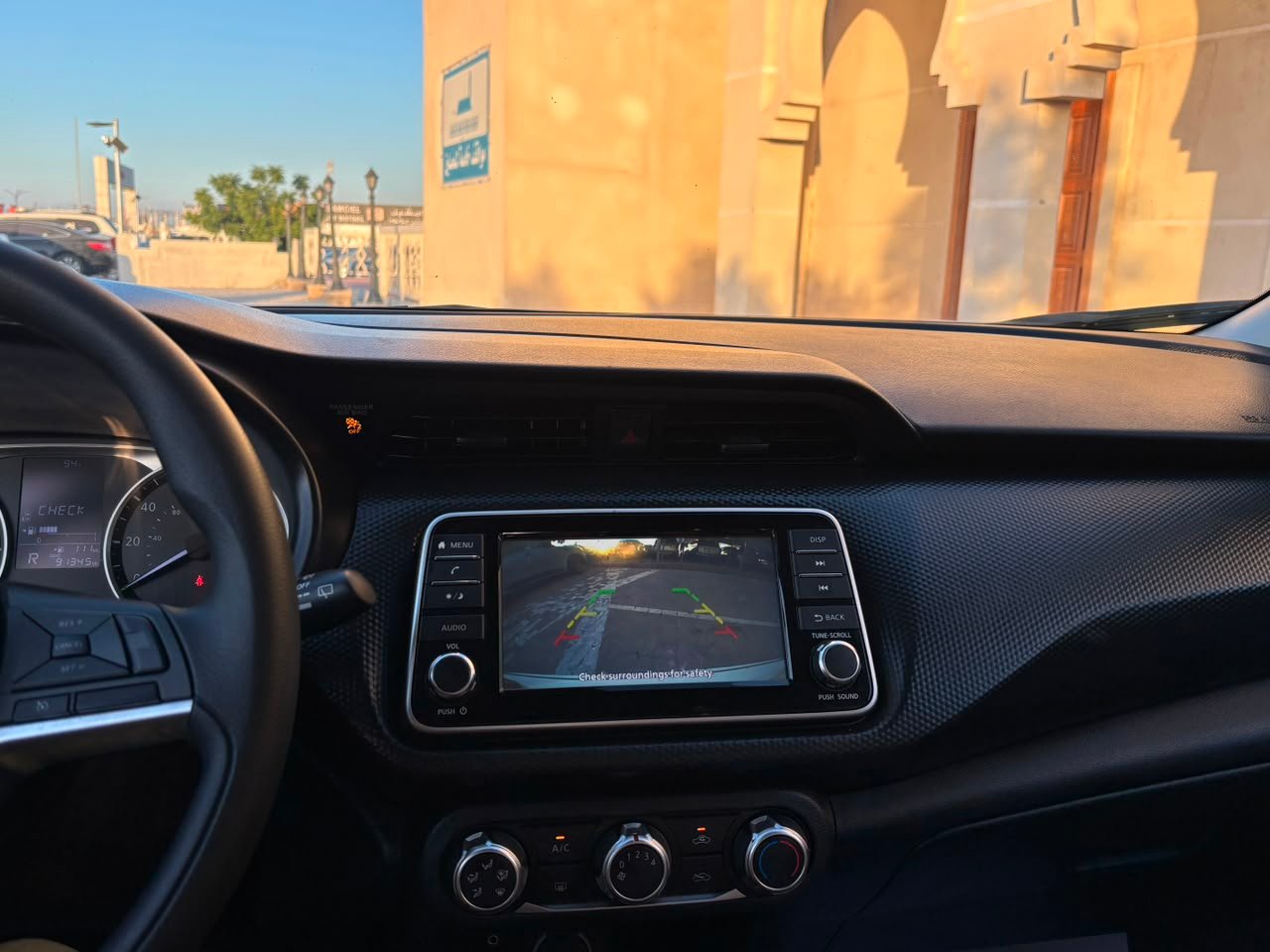 2021 NISSAN KICKS