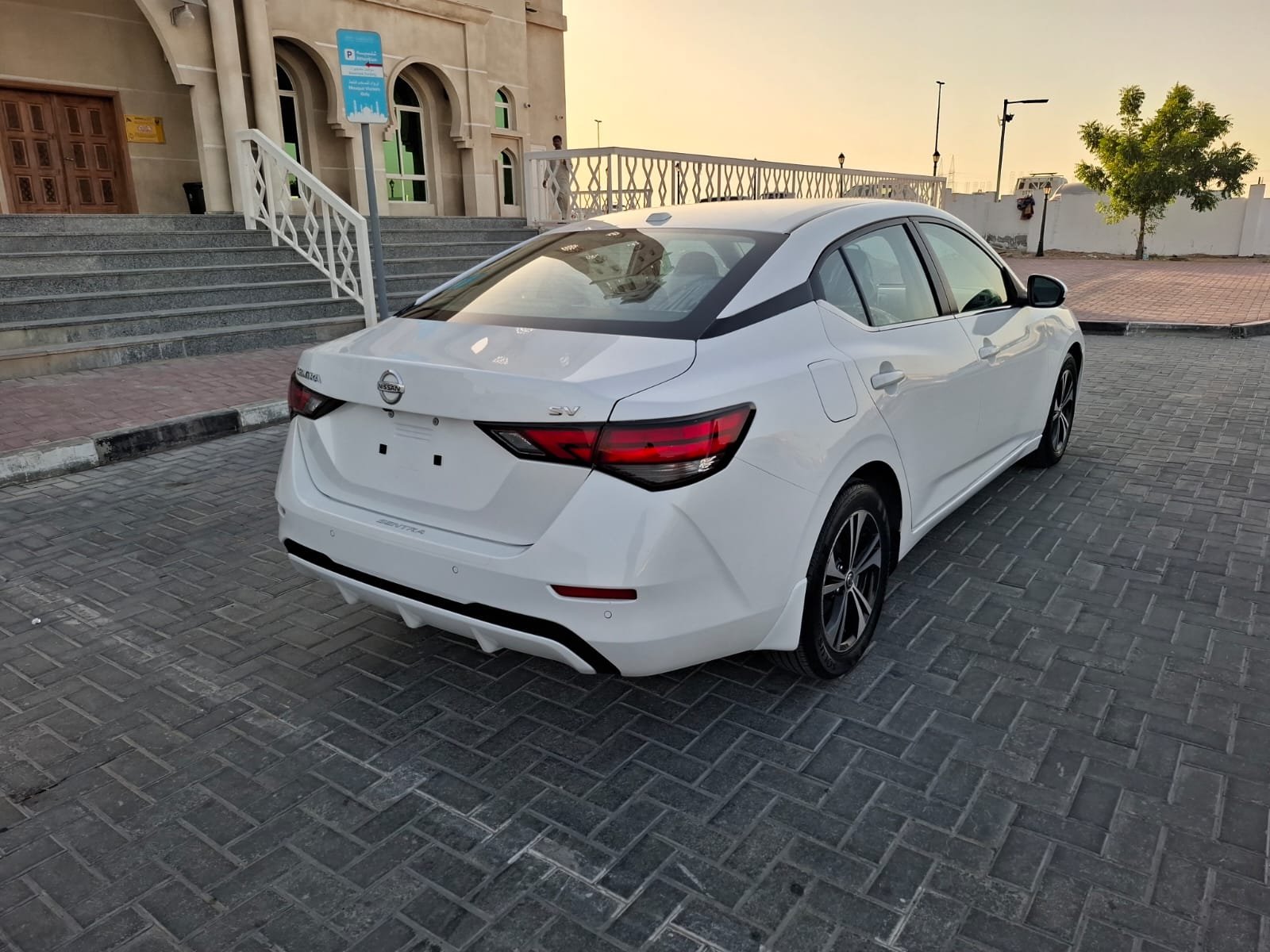 2022 NISSAN SENTRA SV