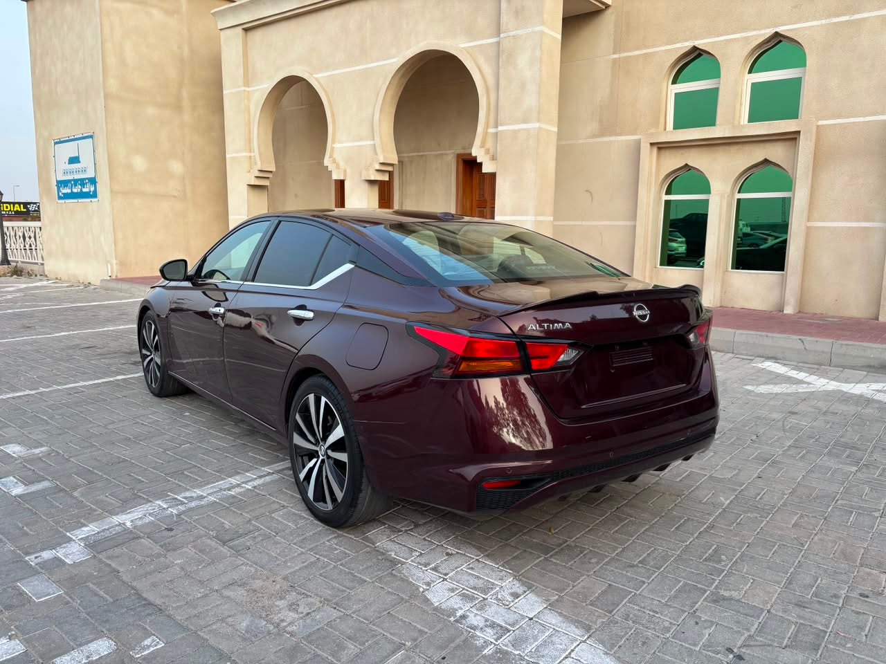 2025 NISSAN ALTIMA SV