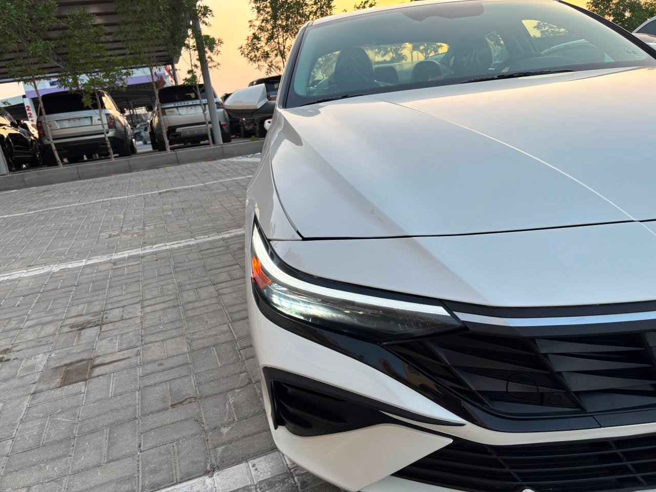 2024 HYUNDAI ELANTRA