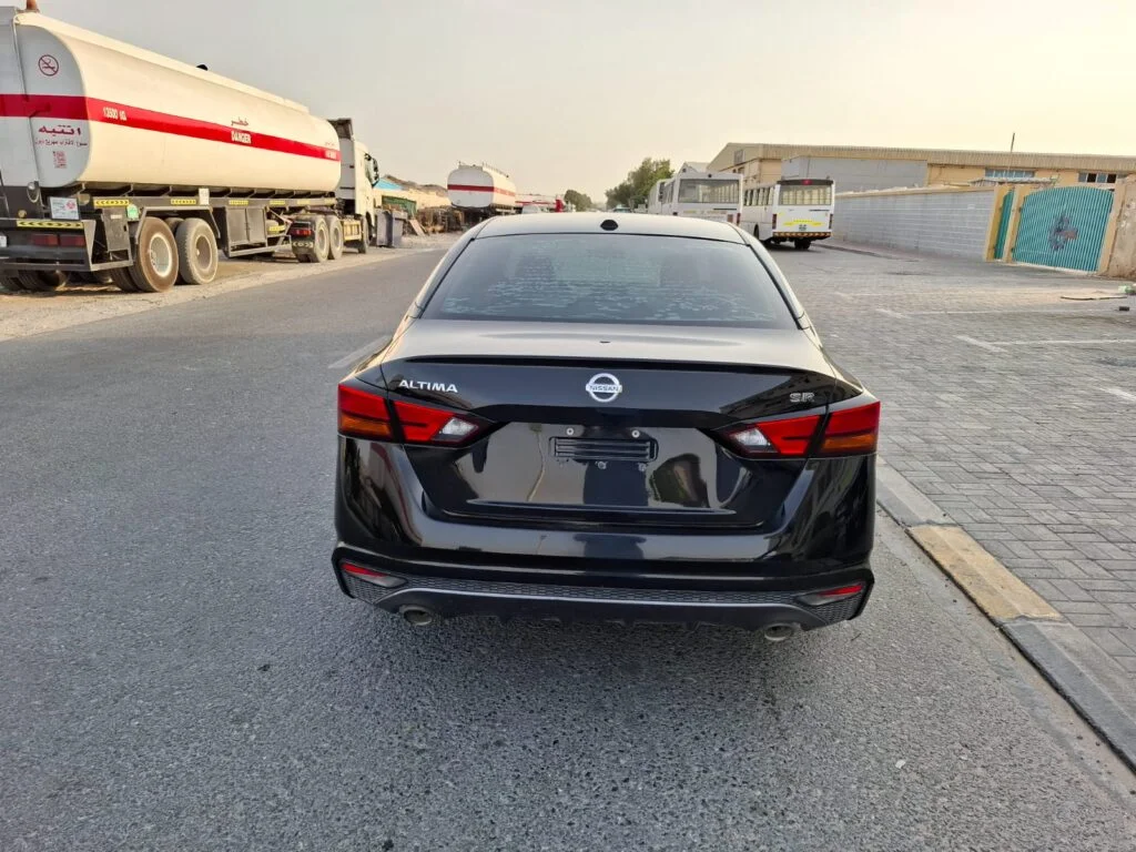 2019 NISSAN ALTIMA SR
