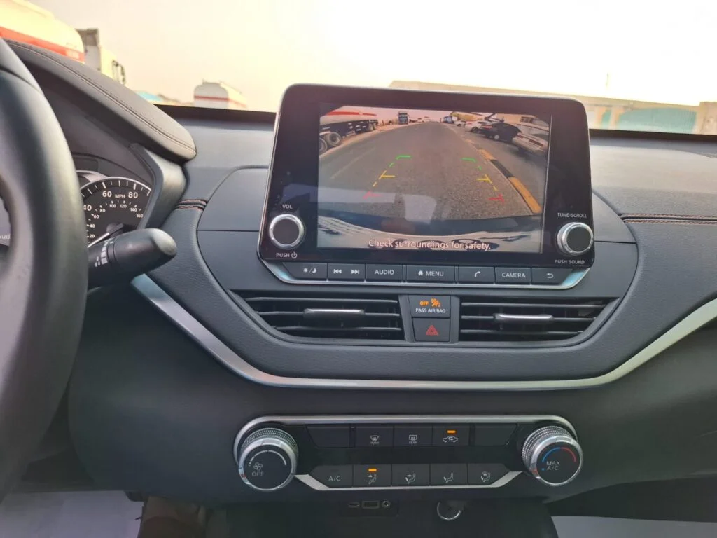 2019 NISSAN ALTIMA SR