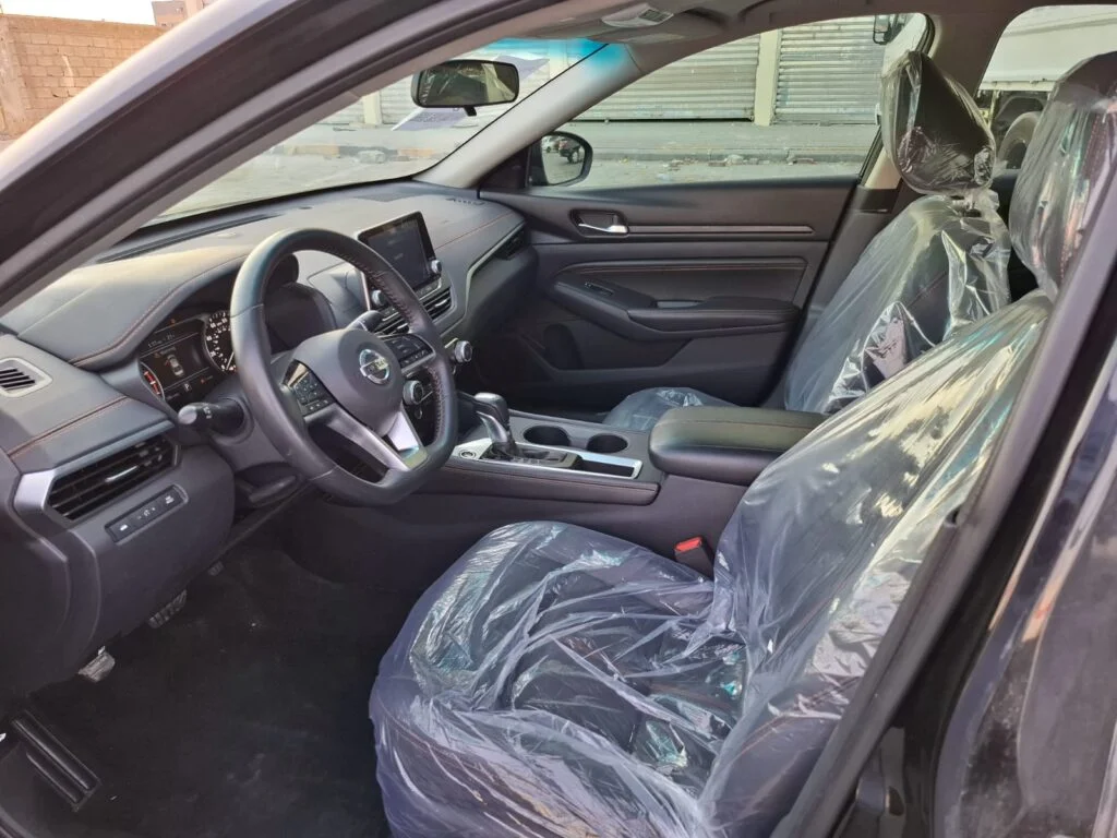 2019 NISSAN ALTIMA SR