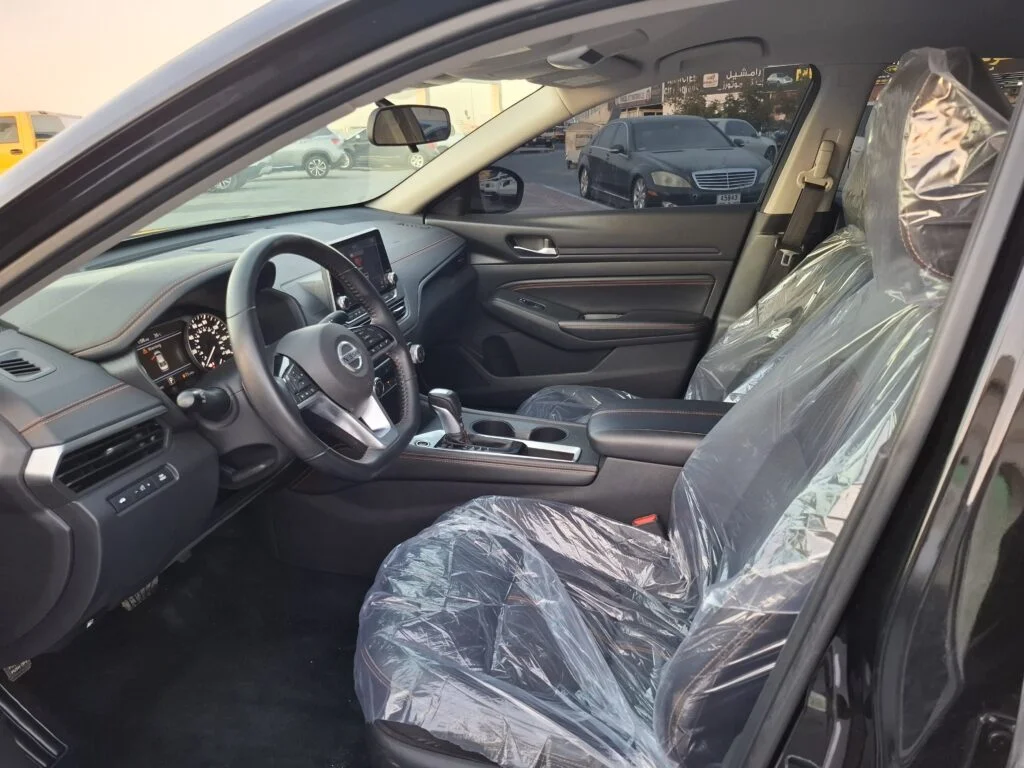 2020 NISSAN ALTIMA SR
