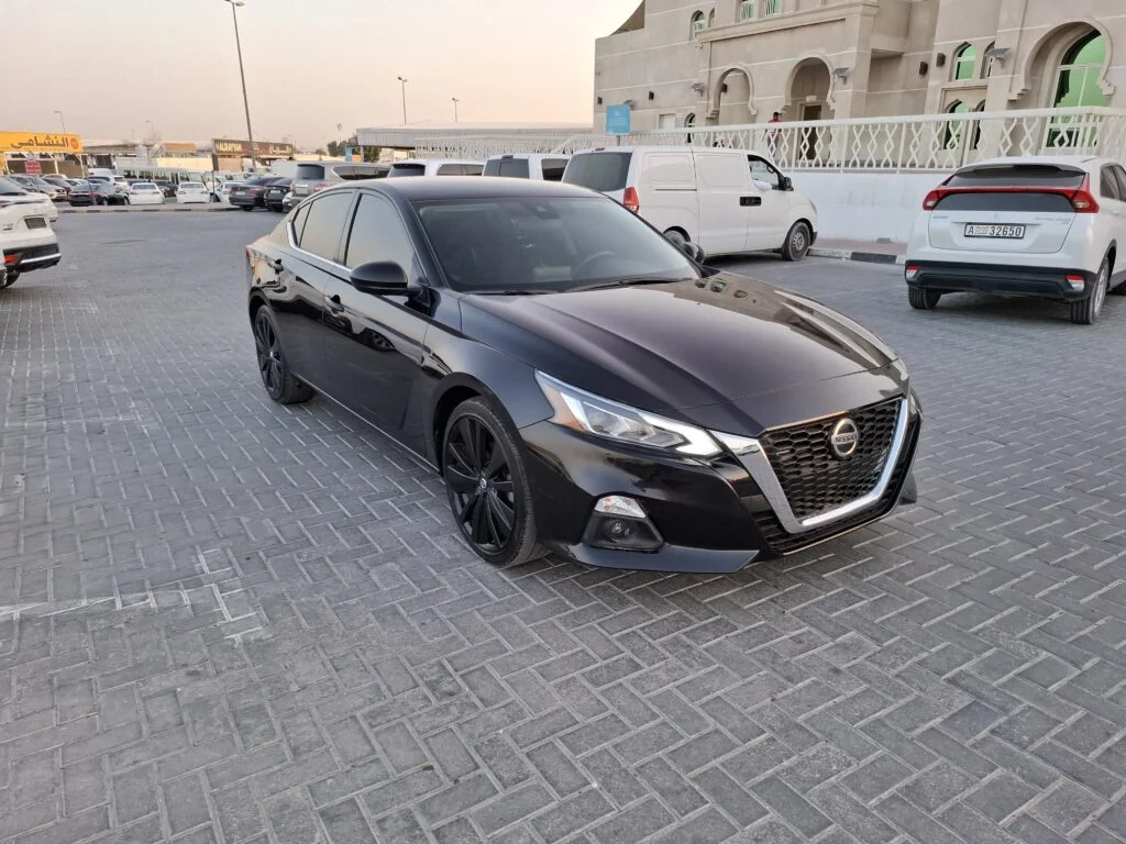 2020 NISSAN ALTIMA SR