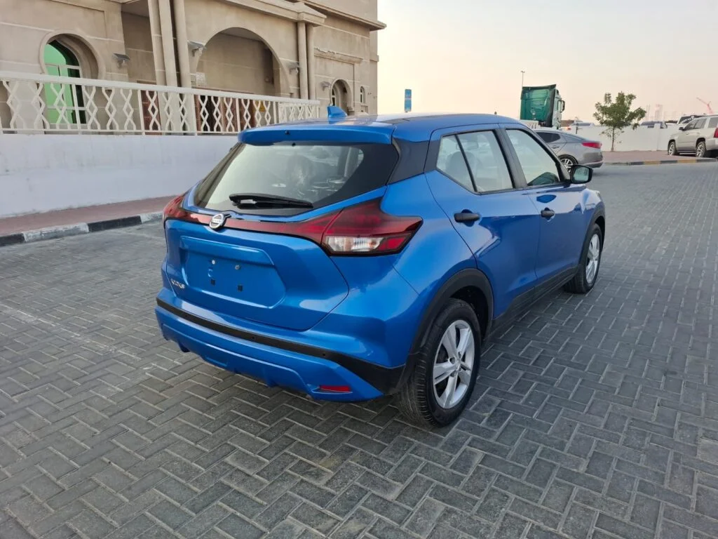 2021 NISSAN KICKS