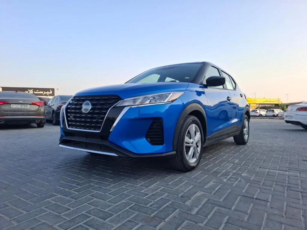 2021 NISSAN KICKS