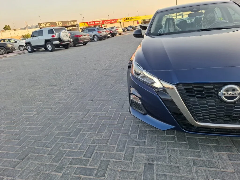 2022 NISSAN ALTIMA SR