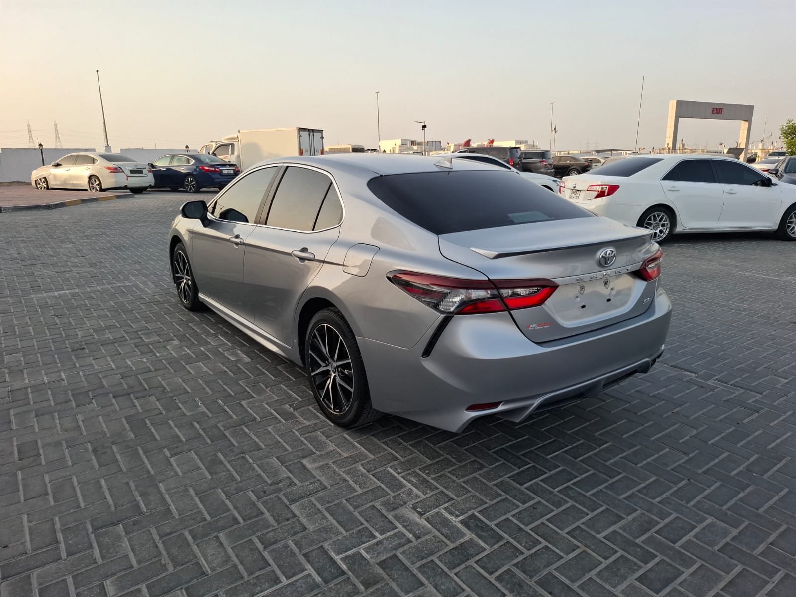 2024 TOYOTA CAMRY SE
