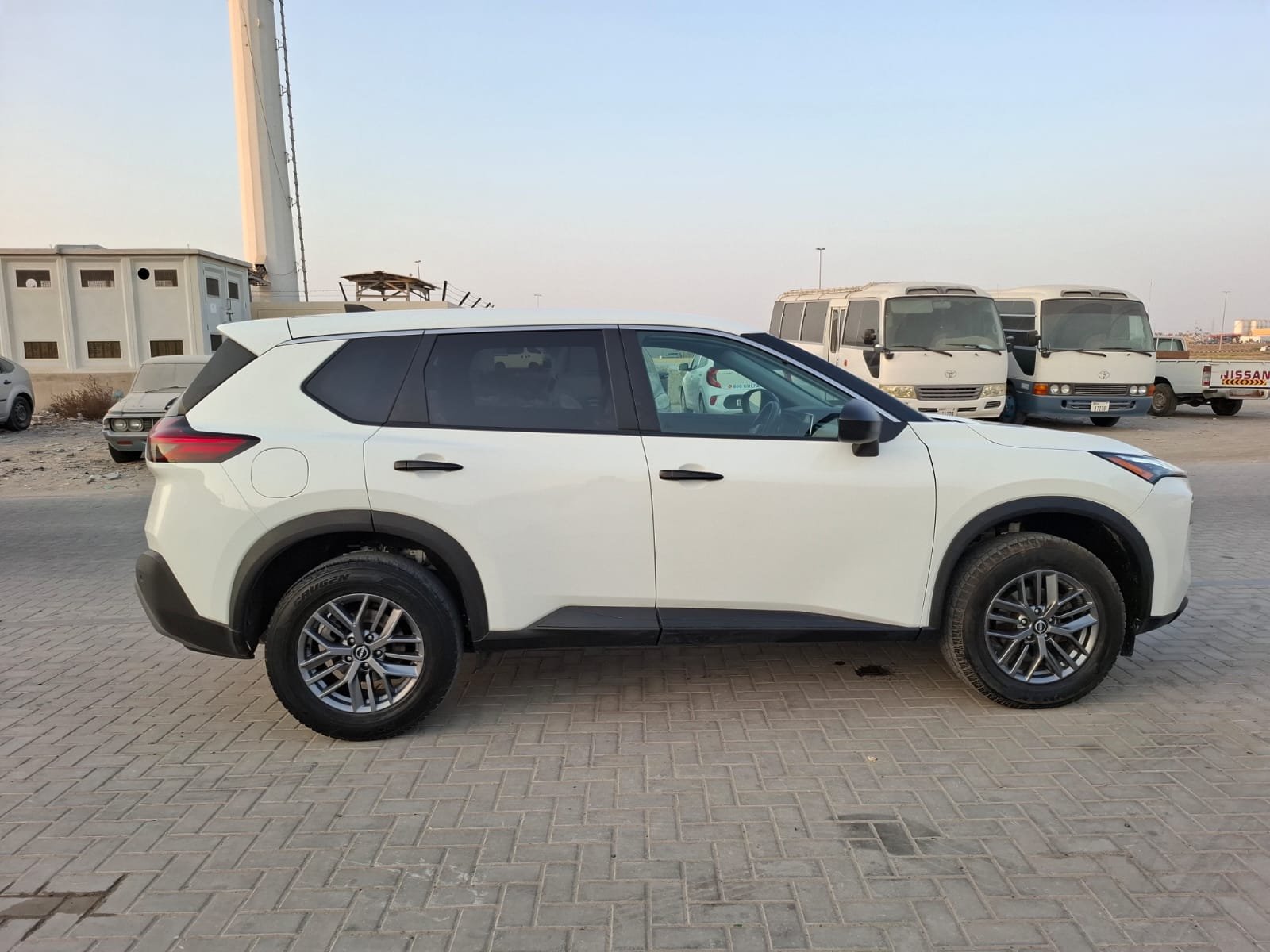 2023 NISSAN ROGUE S