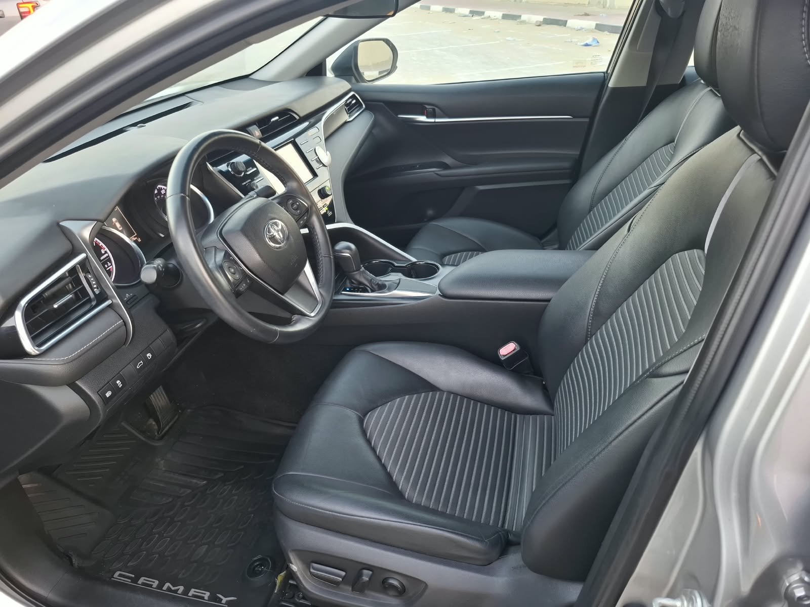 2018 TOYOTA CAMRY