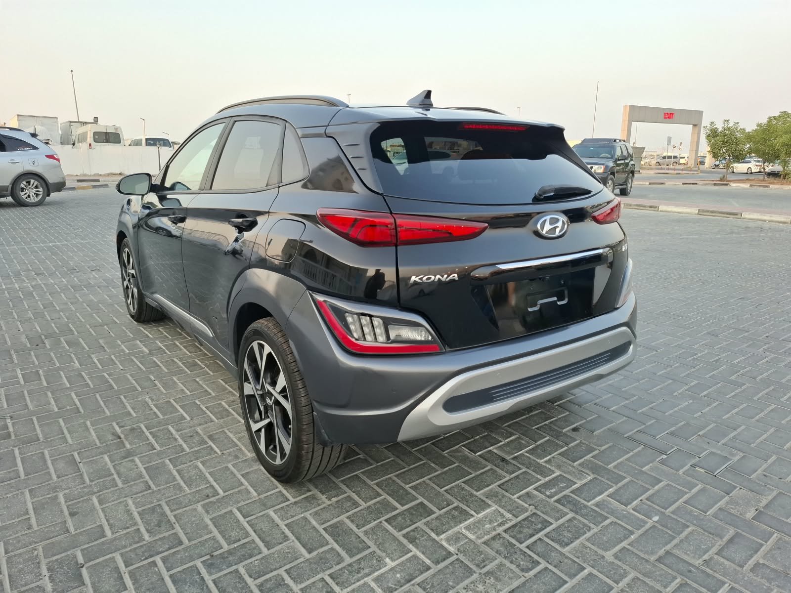 2022 HYUNDAI KONA
