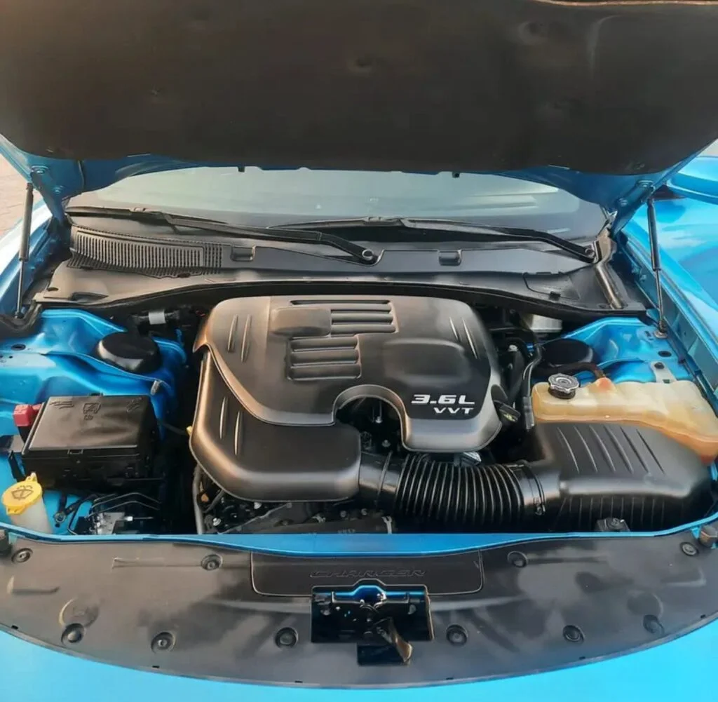 2019 DODGE CHARGER SXT