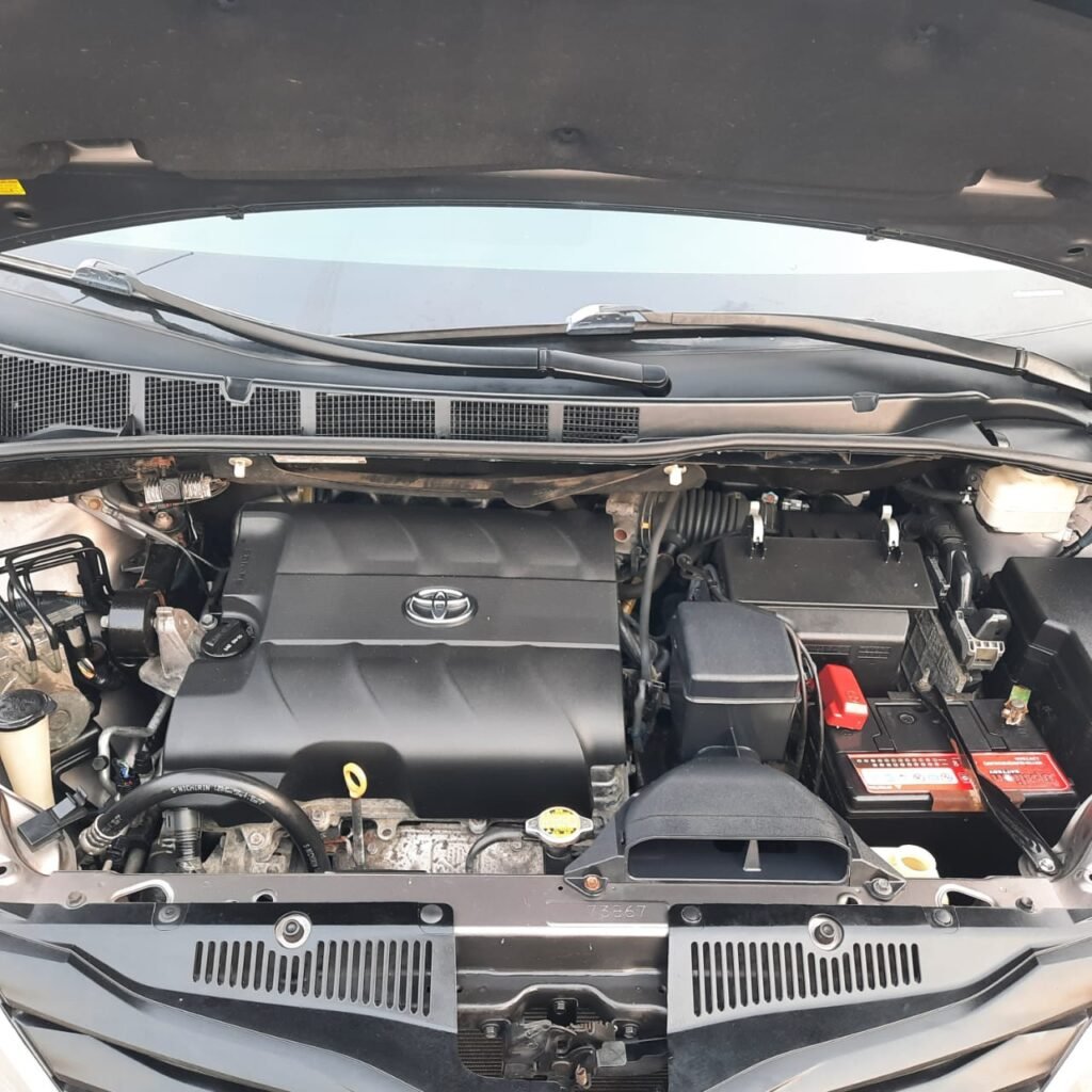 2014 TOYOTA SIENNA