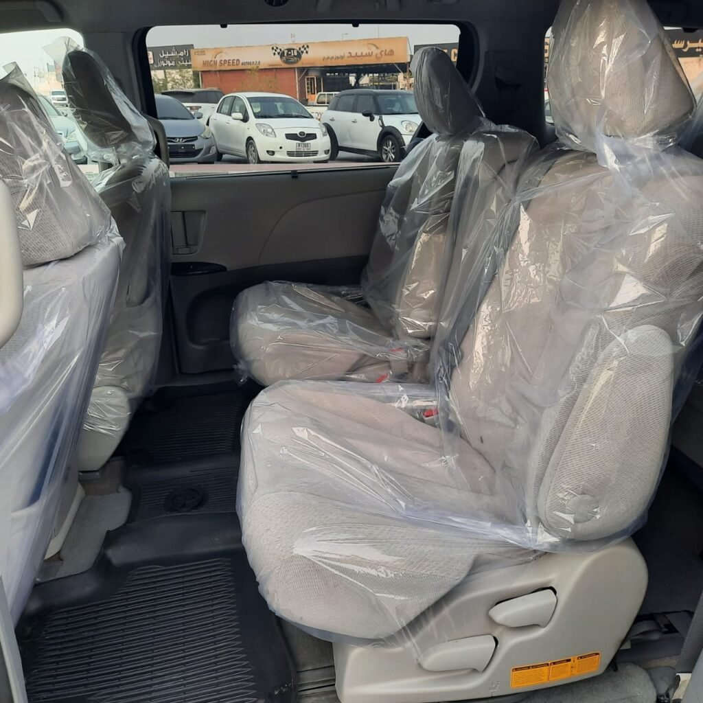 2014 TOYOTA SIENNA